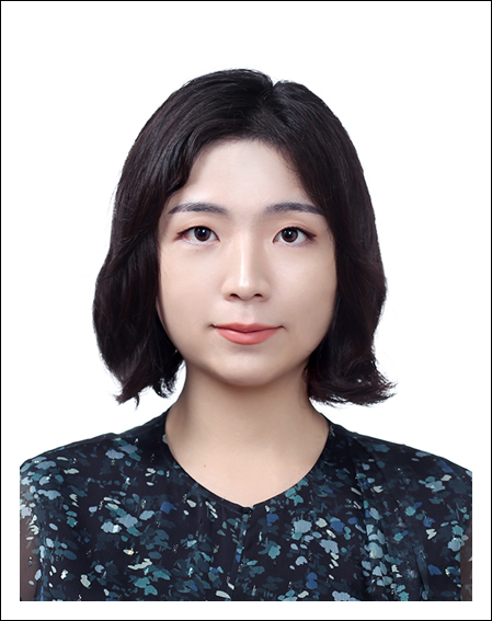 Hyo Kyung Lee portrait